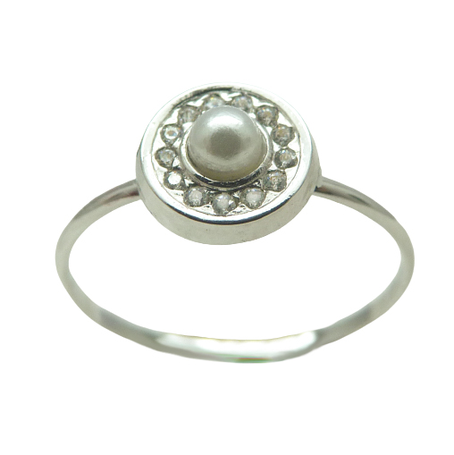 Anillo redondo con circonitas y perla en oro blanco 18k