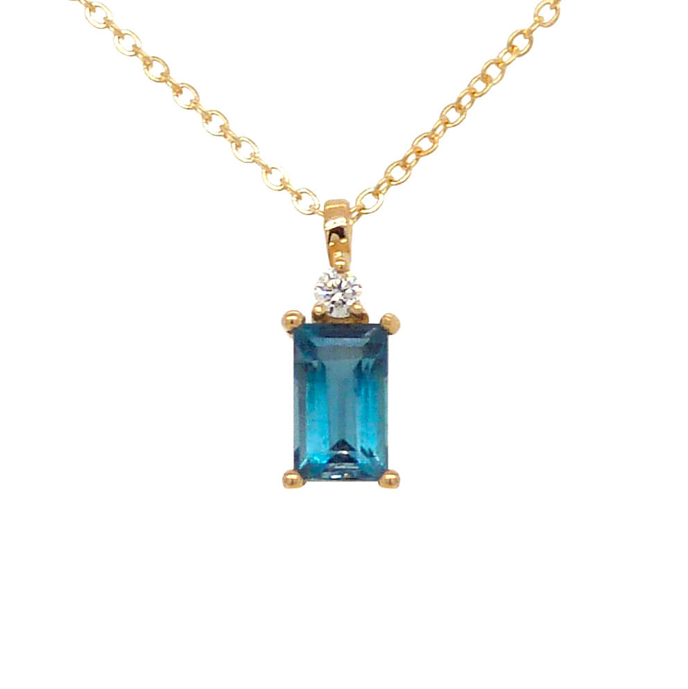 Gargantilla con topacio London blue de 5x3mm.