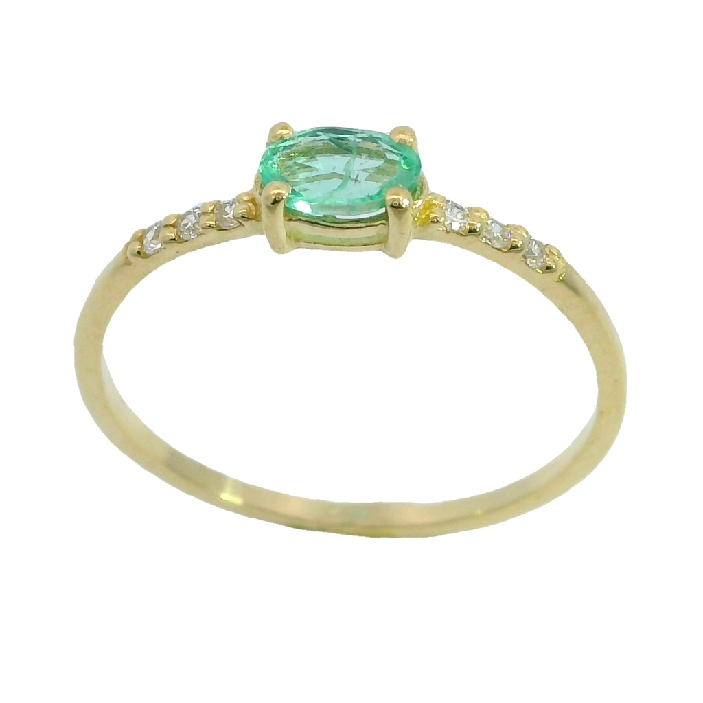 Anillo con esmeralda ovalada y circonitas oro 18k
