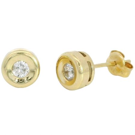 Pendientes chaton de 5mm.con diamante en oro de 18k